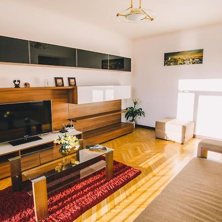 Amazing View Of Maydan! Apartment Kiev Exterior foto